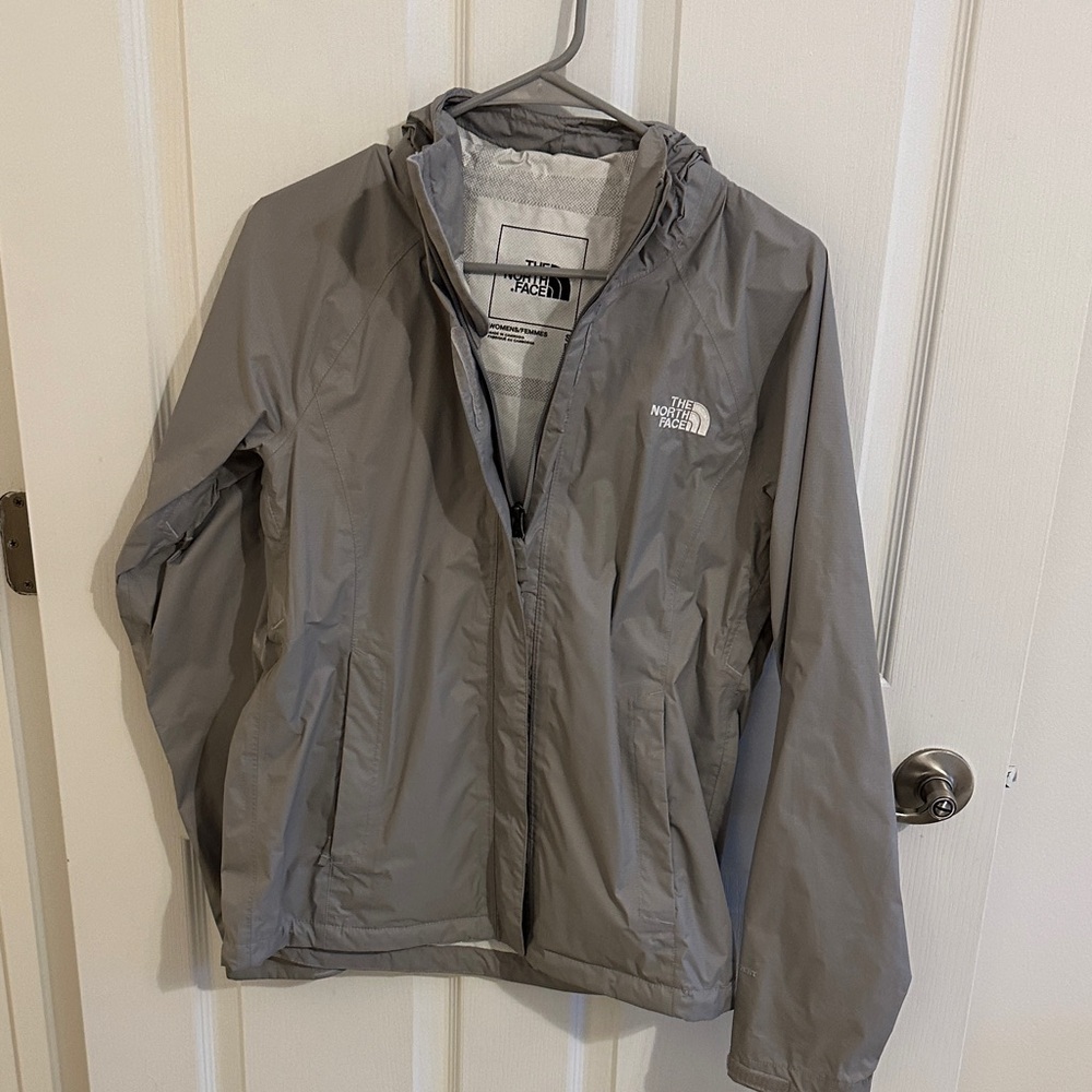 The North Face Lightweight Hooded Jacket in Light Gray